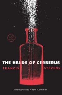 Omslagsbild: The heads of Cerberus av 