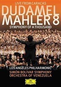 Omslagsbild: Gustavo Dudamel conducts Mahler 8 