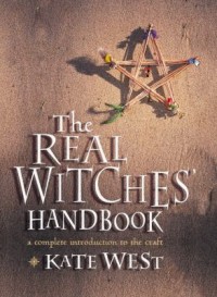 Omslagsbild: The real witches' handbook av 